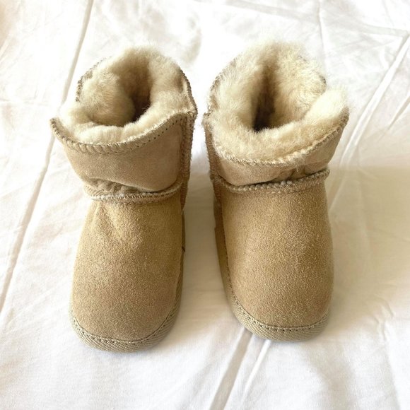 NWOT Classic UGG Australia Baby Uggs real genuine sheepskin winter fleece boots♡ - Picture 6 of 10